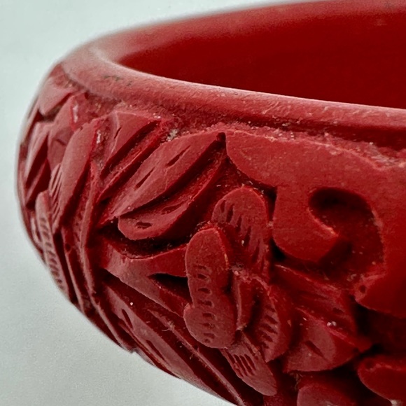 Vintage Red Asian Bangle & Large Hoop Earrings - Picture 4 of 15